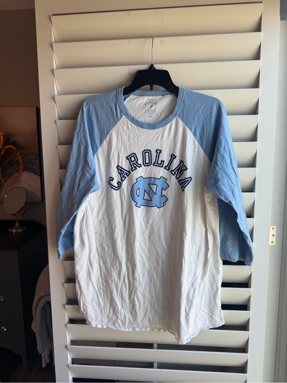 League Carolina Raglan Tee in Light Blue & White